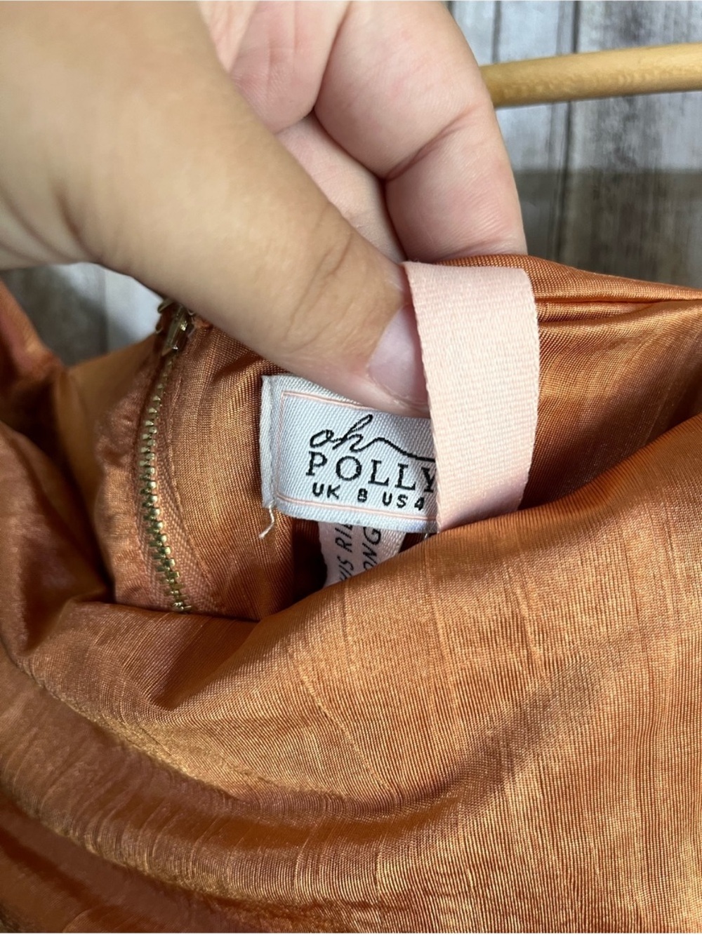 Oh Polly Batch A Caramel Cowl Neck Ruched Long Sleeve Crop Top Size 4 NWT - Picture 5 of 6
